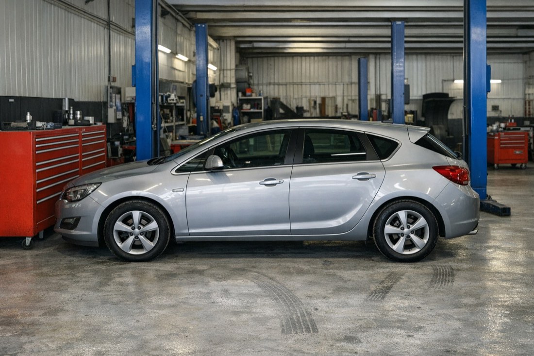 Opel в сервисе на Сормовском шоссе, 52